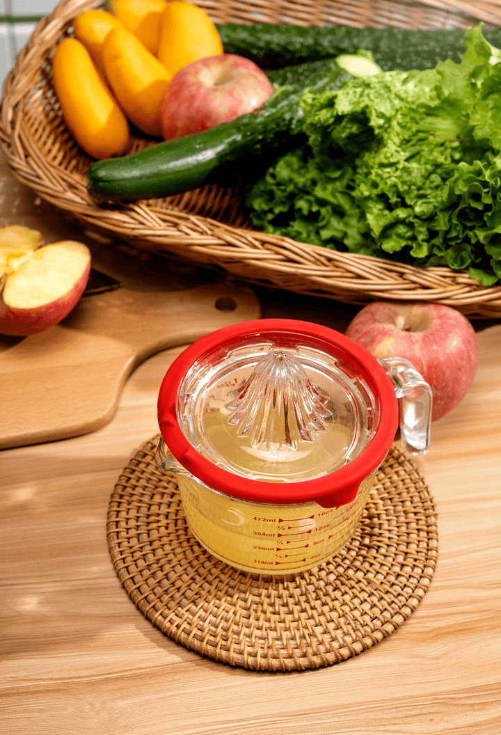 Genicook 2-in-1 Glass Citrus Juicer & Precision Measuring Cup