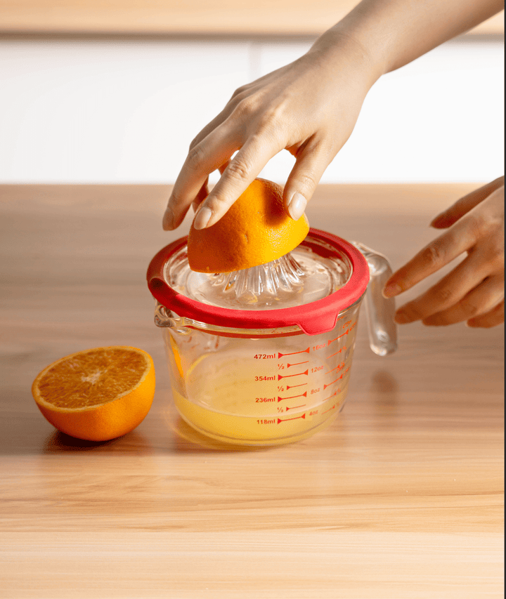 Genicook 2-in-1 Glass Citrus Juicer & Precision Measuring Cup